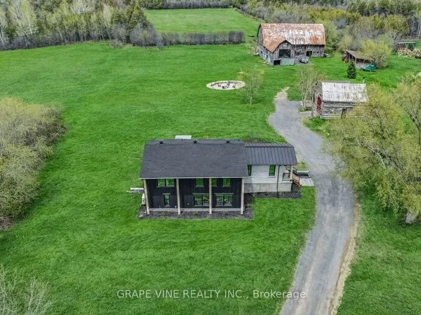 1671 County Road 43 Rd, North Grenville, ON K0G 1J0