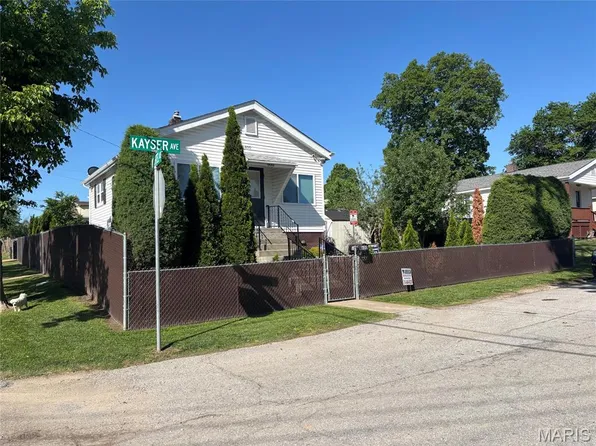 600 Kayser Ave, Saint Louis, MO 63125