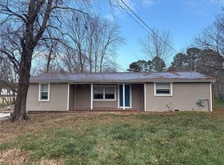 650 E McClinton St, Fayetteville, AR 72701