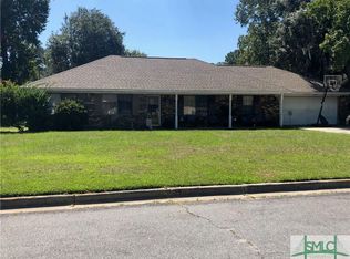 909 Mill Dr, Savannah, GA 31419