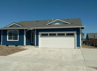 97 Camellia Dr, Lebanon, OR 97355