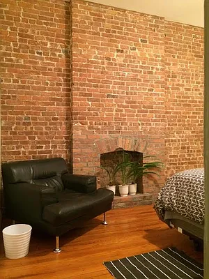 Rented by Bloom Real Estate Group | media 32