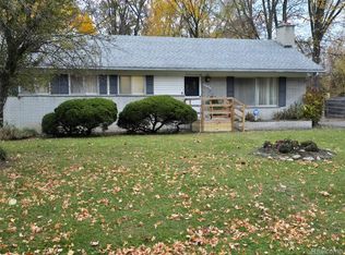 29760 Hoy St, Livonia, MI 48154