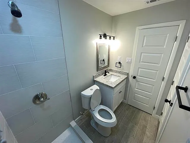 3005 E Price St #3 — Photo 11