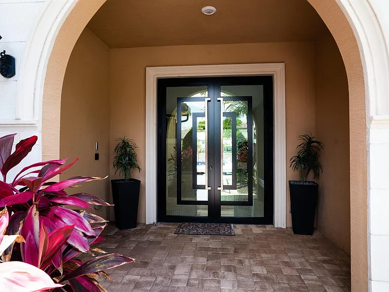 8665 E Baypoint Cir — Photo 3