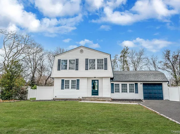 3 Lilac Lane, Port Jefferson Station, NY 11776