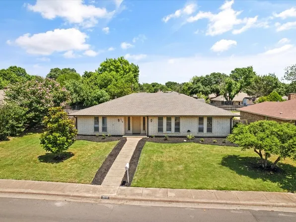 310 Naples Dr, Duncanville, TX 75116