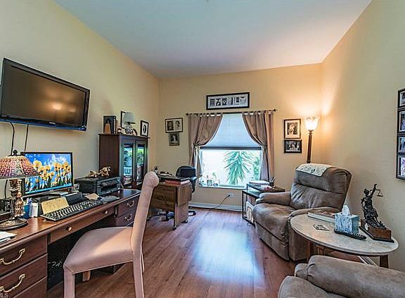 4th image of 231 Glen Eagle Cir