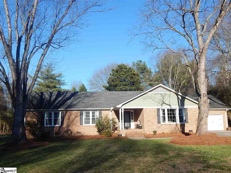 1st image of 1209 Plantation Dr