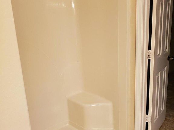 3rd image of 7800 Point Meadows Dr APT 1426