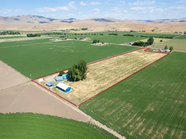 827 Olds Ferry Rd, Weiser, ID 83672