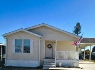 780 La Costa Ln, North Fort Myers, FL 33917