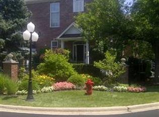 217 Campbell Ct, Geneva, IL