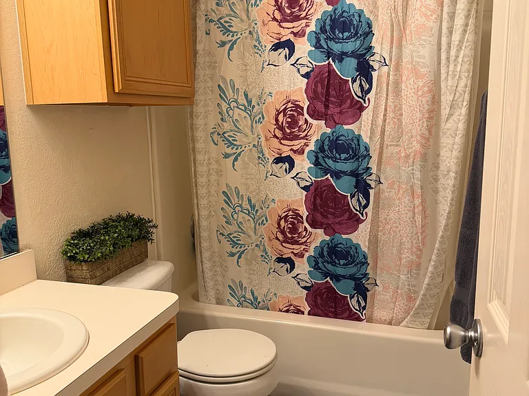 1137 Robin Cir — Photo 16