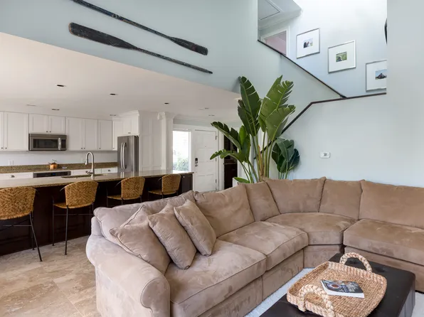 68 Plantation Dr APT 210, Hilton Head Island, SC 29928