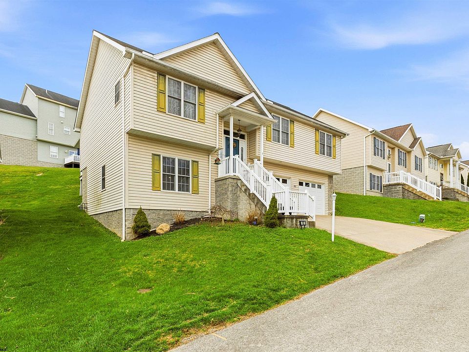 1st image of 83 Antietam Dr