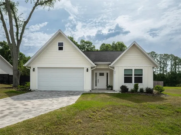217 SW 246th Way, Newberry, FL 32669