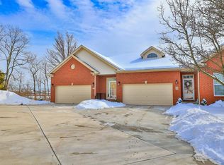 108 Fieldgate Dr, Florence, KY 41042