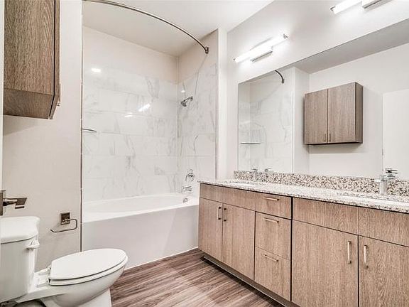 5th image of 1500 N Fitzhugh Ave #226