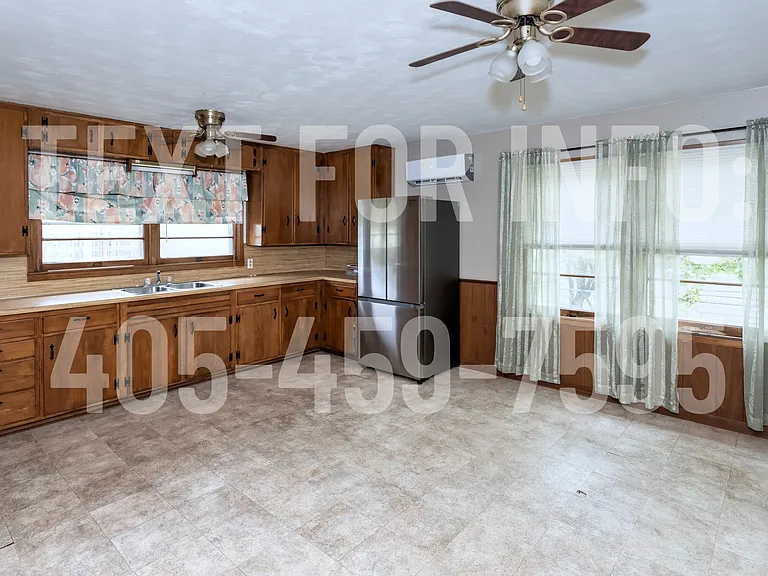 1307 N 20th St — Photo 5