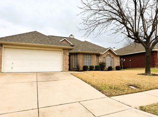 7919 Nighthawk Trl, Arlington, TX 76002