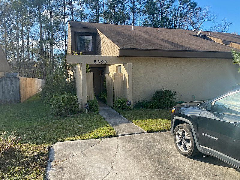 1st image of 8390 Pineverde Ln