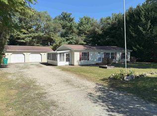 32 Ems D21c Ln, Syracuse, IN 46567