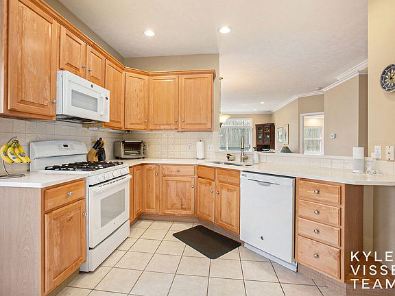 4th image of 1133 Dogwood Meadows Dr SE