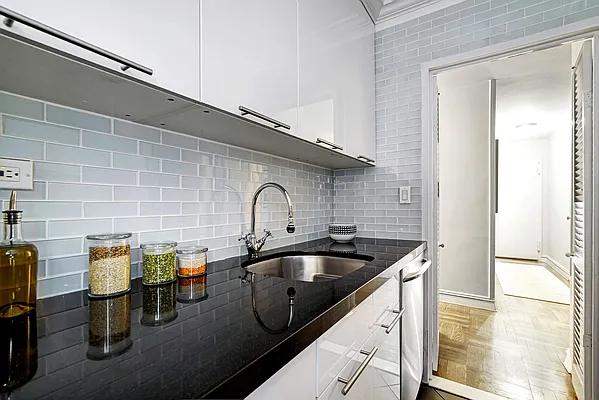 Sold by Compass | media 4