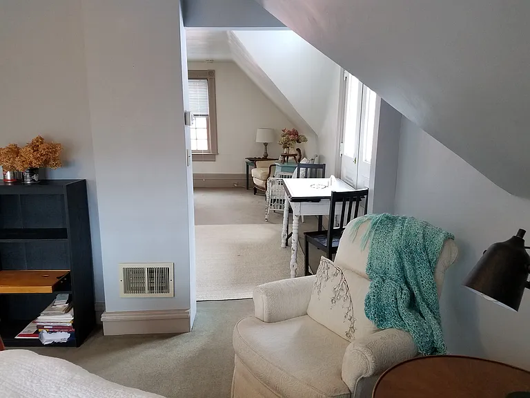 130 Maple Ave — Photo 5