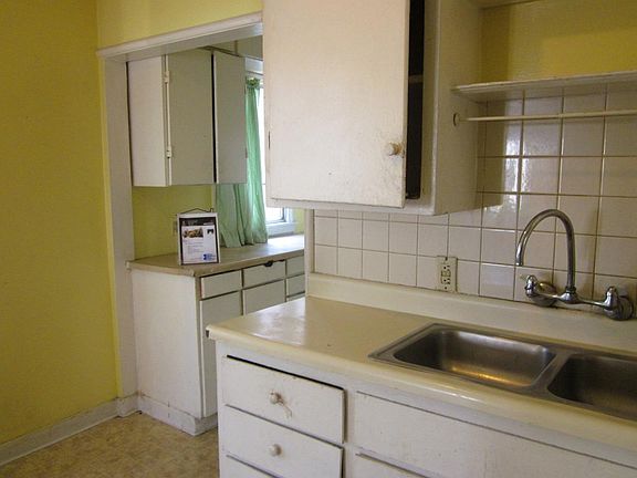 5th image of 543 Cypress Ave