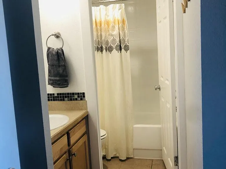 Bright and clean bathroom.