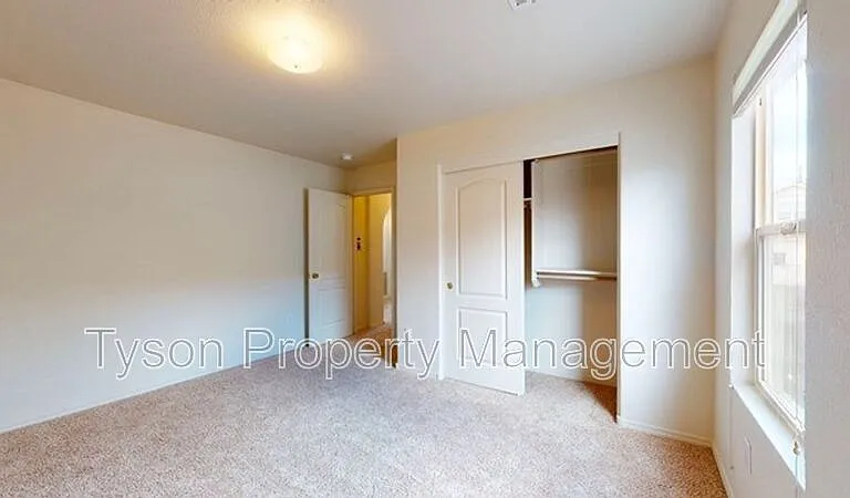 3422 Stony Meadows Cir NE — Photo 9