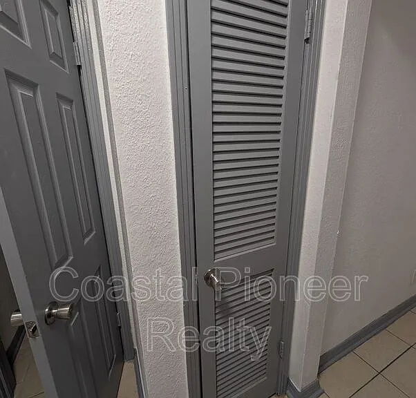 3721 N Whittier St — Photo 25