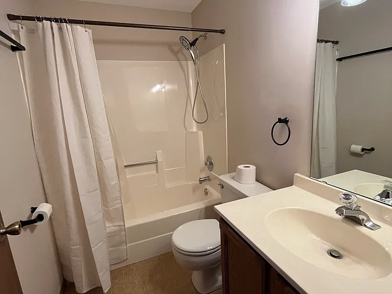 7017 Polaris Ln N — Photo 30