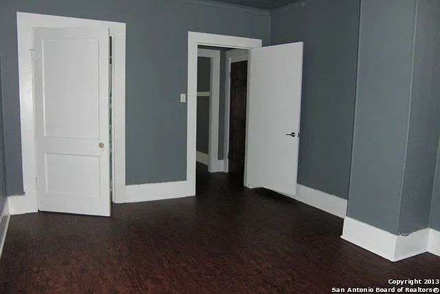 270 Post Ave #4
