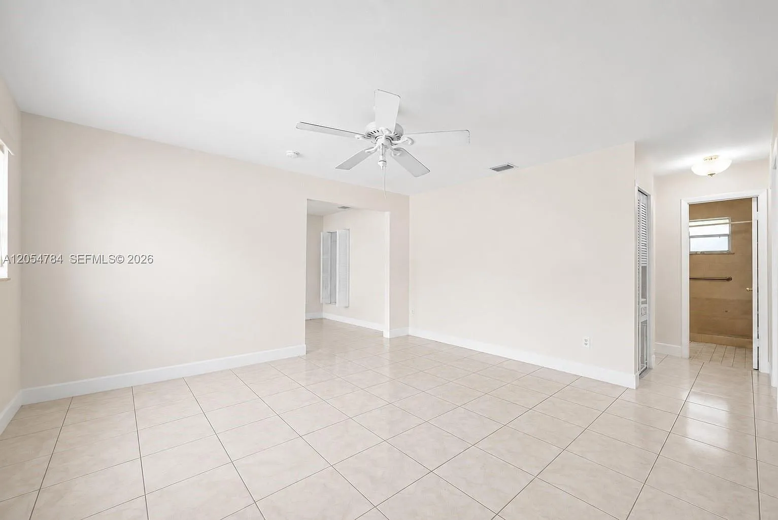 4 bed, 2.0 bath, $3,849 — Photo 3