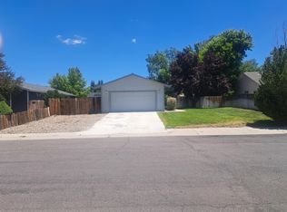 748 Hornet Dr, Gardnerville, NV 89460