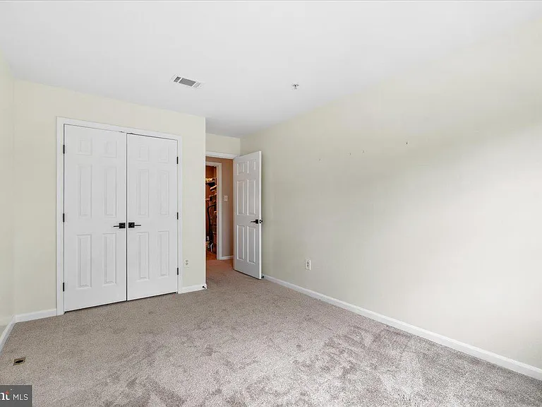 5227 Regal Ct — Photo 19