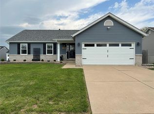 1745 Fairview Farms Cir, Wentzville, MO 63385