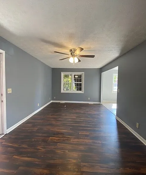 109-111 Township Sq #111B — Photo 2