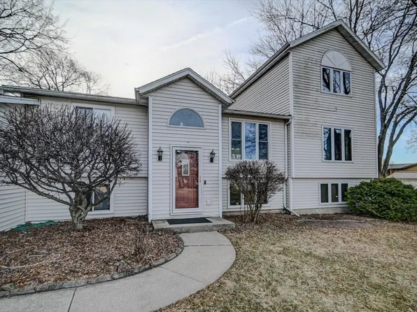 2717 Orchard St, Mc Farland, WI 53558