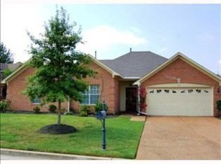 817 Paradise Dr, Cordova, TN 38018