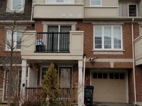 52 Ayers Cres, Toronto, ON M1L 0B8