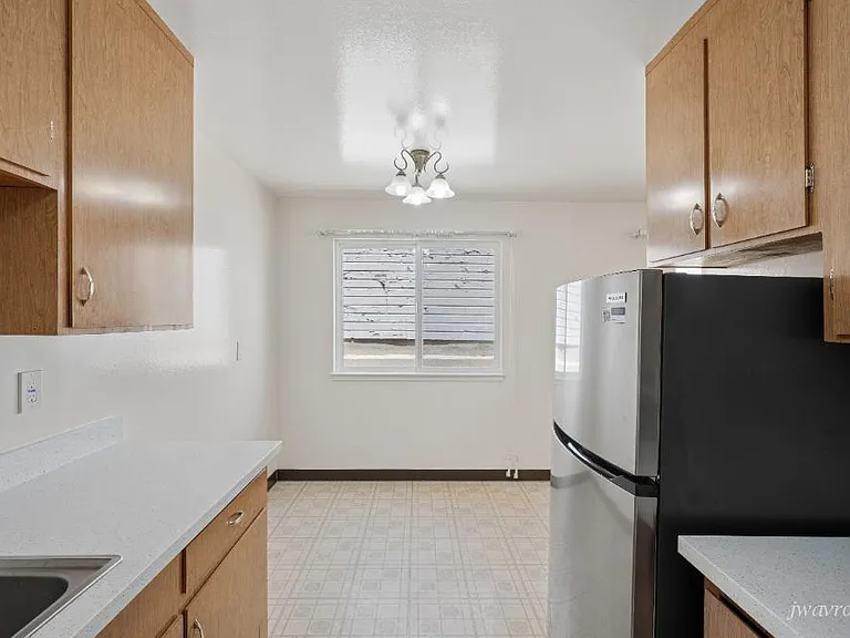 4444 Balboa St #103 — Photo 12