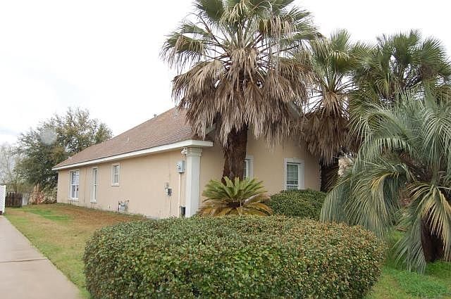 2nd image of 1212 Clipper Dr