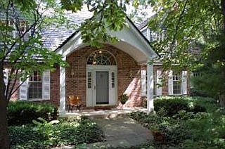 1st image of 3N121 Sylvan Dr