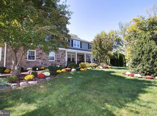 136 Washington Dr, Warminster, PA 18974