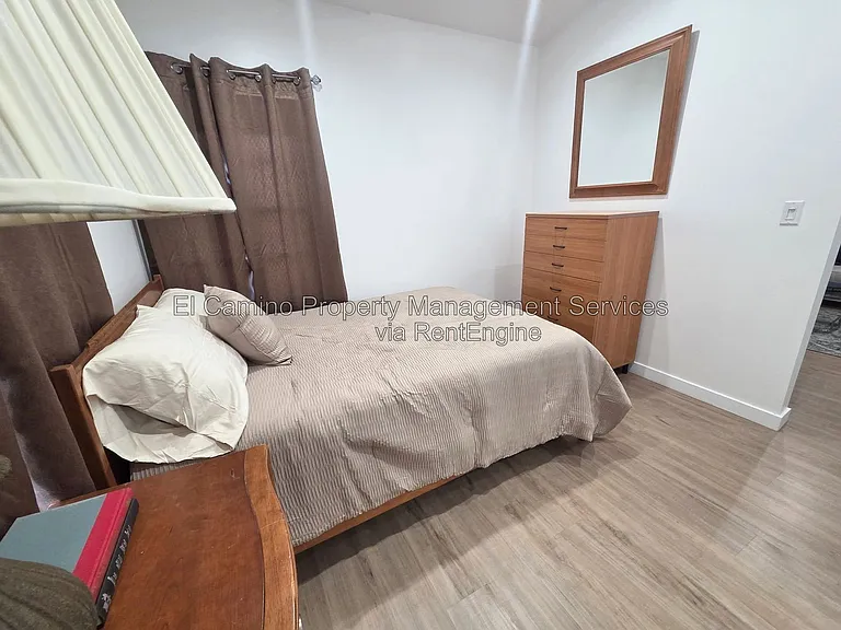 425 E Wellington Ave #427 — Photo 6