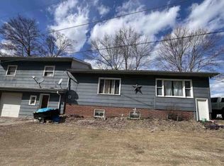 405 Gween Dr, Malvern, OH 44644